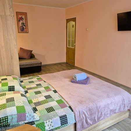 Apartment Home Comfort In Nikolaev Миколаїв Екстер'єр фото